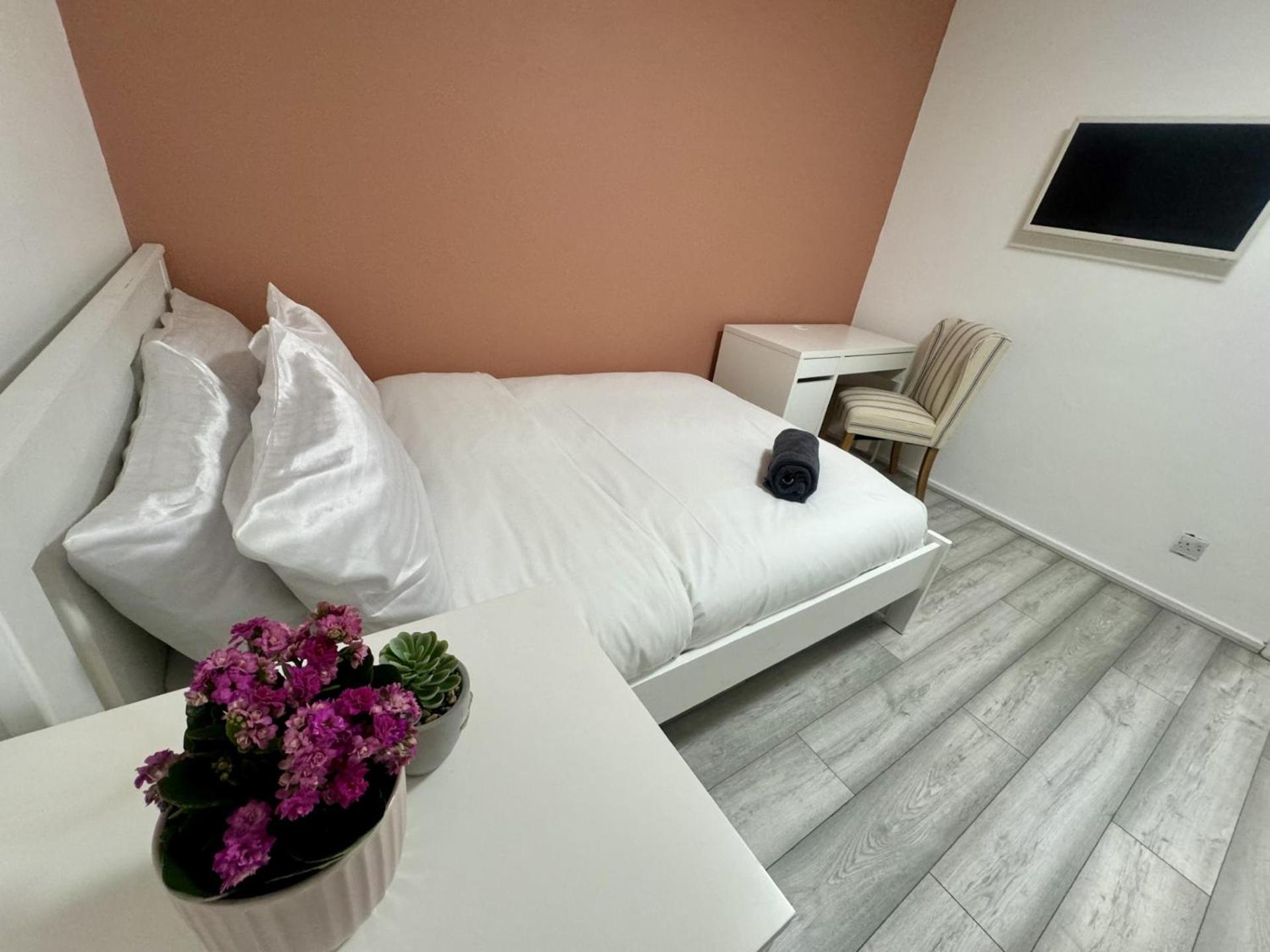 Tottenham Velvet Suites London Eksteriør billede