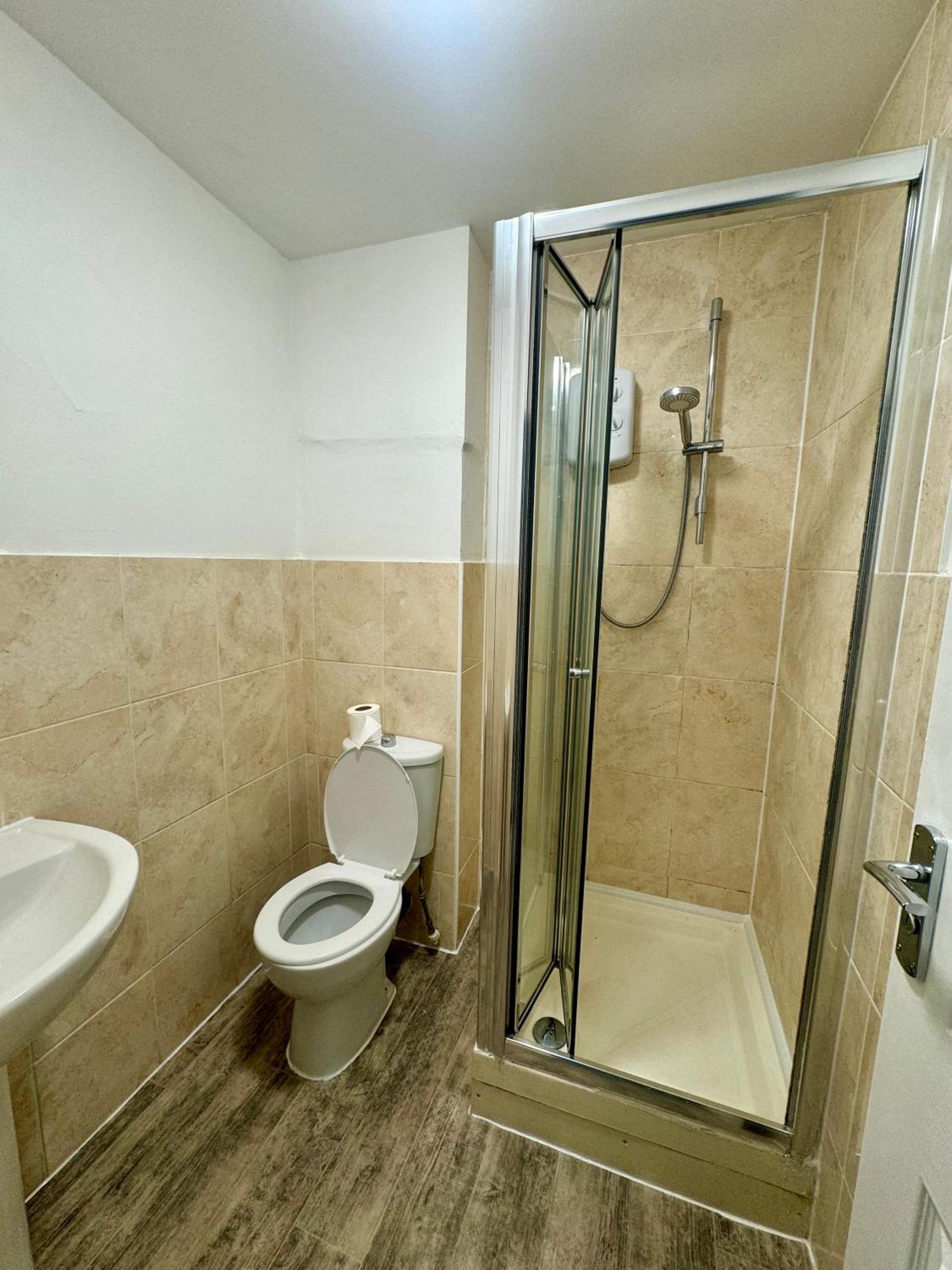 Tottenham Velvet Suites London Eksteriør billede