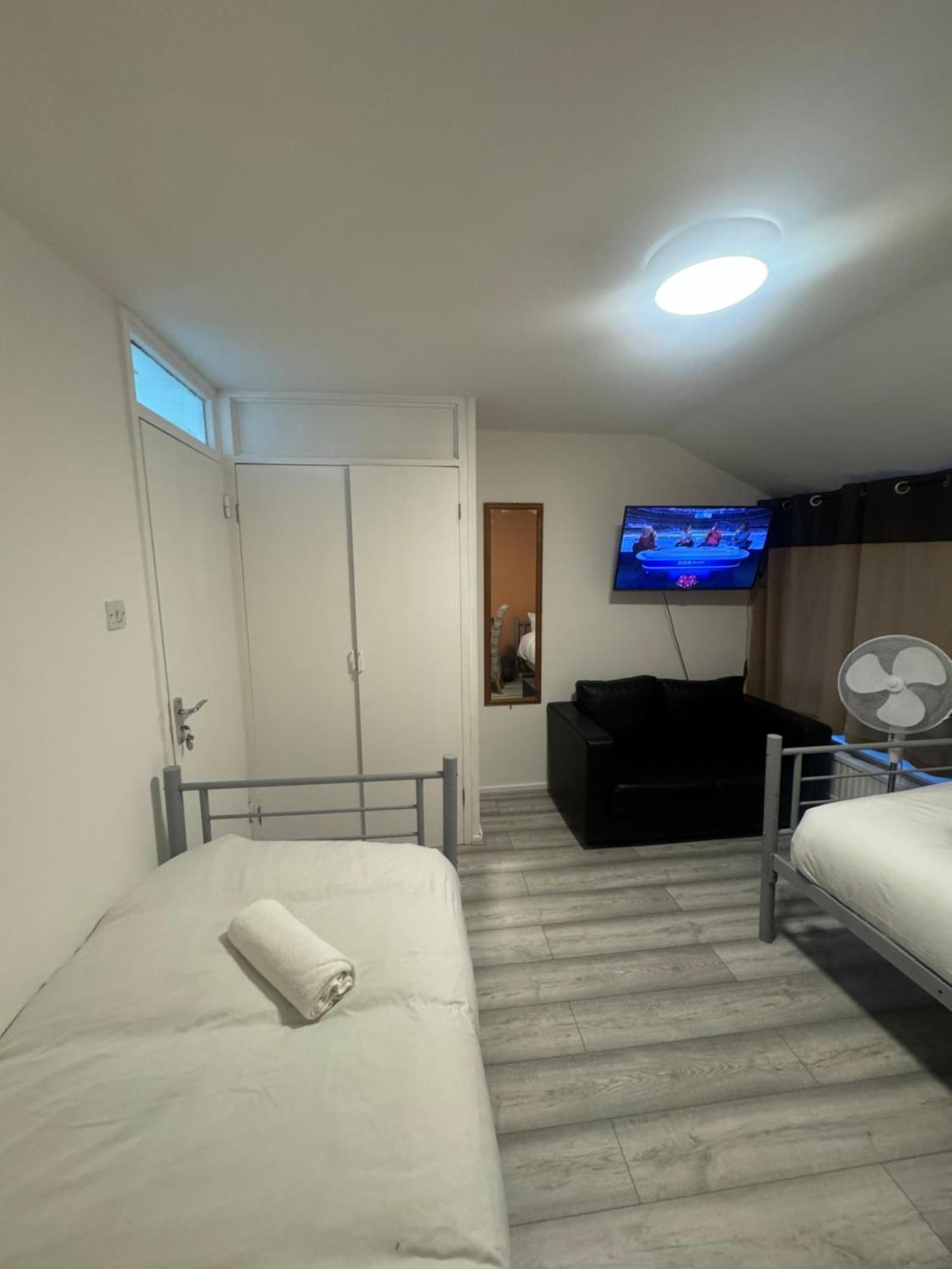 Tottenham Velvet Suites London Eksteriør billede